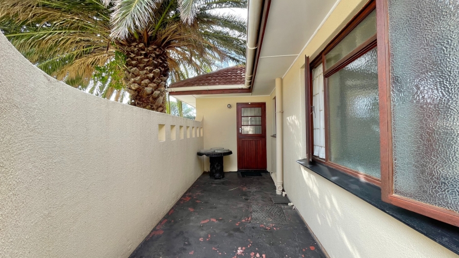 4 Bedroom Property for Sale in Dobson Western Cape